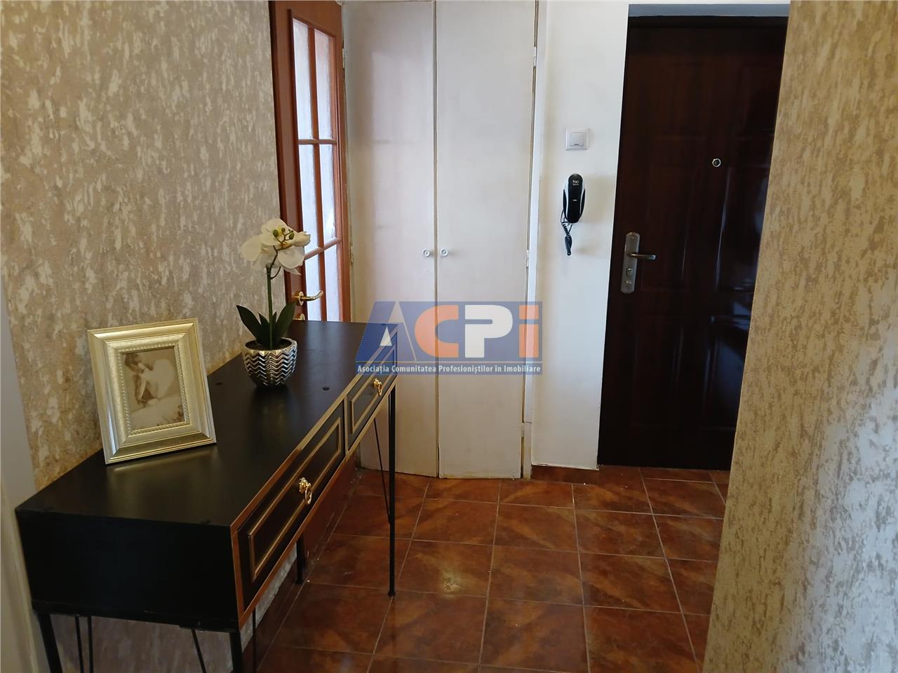 Apartament 3 camere zona VictorieiTitulescu