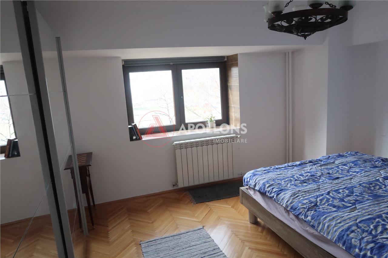 Apartament 3 camere in Piata Alba Iuliarond