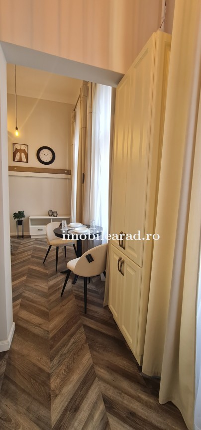 Apartament exclusivist la cheie, et.1, km 0 Arad, amenajat cu designer in stil unicTUR VIRTUAL