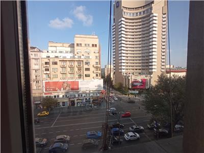 Studio pe bulevardul N.Balcescu in zona Universitatii